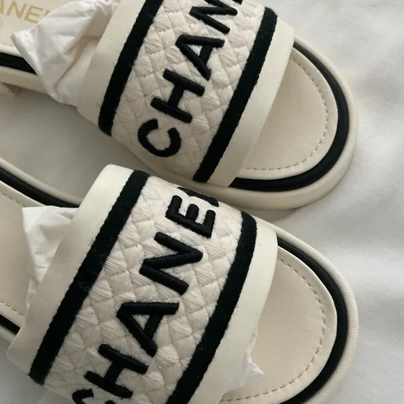 Chanel rev ivory/black mules sandals  38.5 - Picture 6 of 10